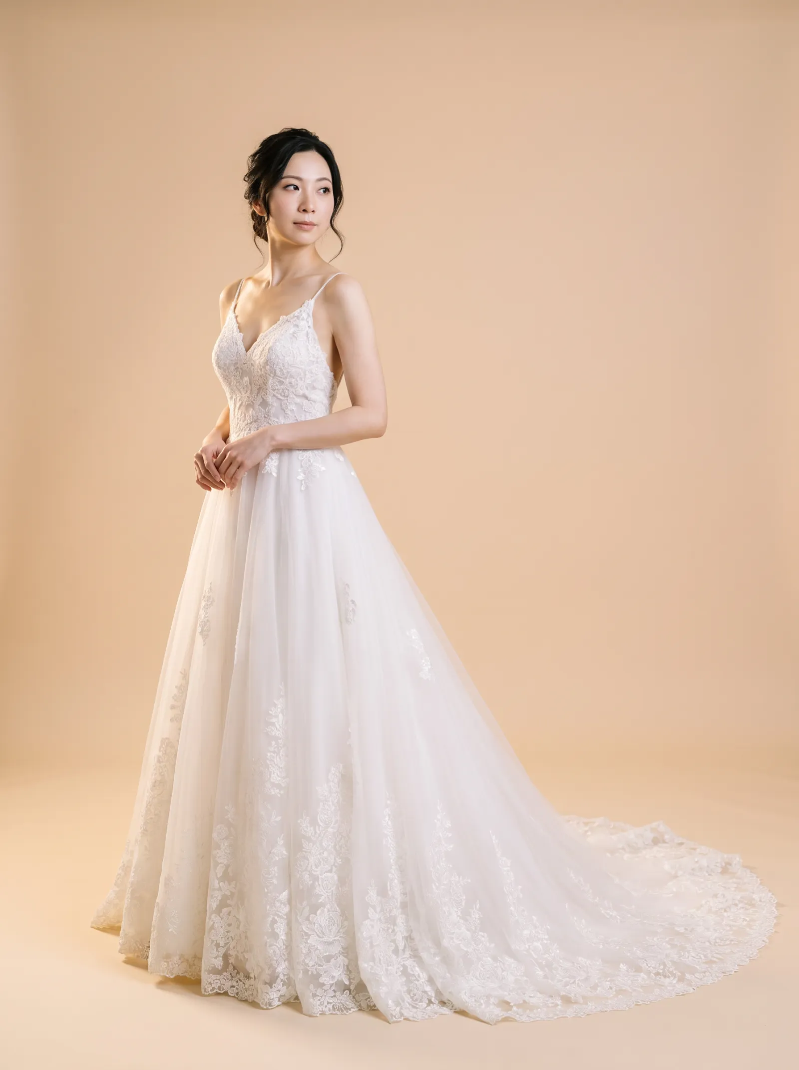 Ivy — Standard Catalog · Candid - quiet three-quarter