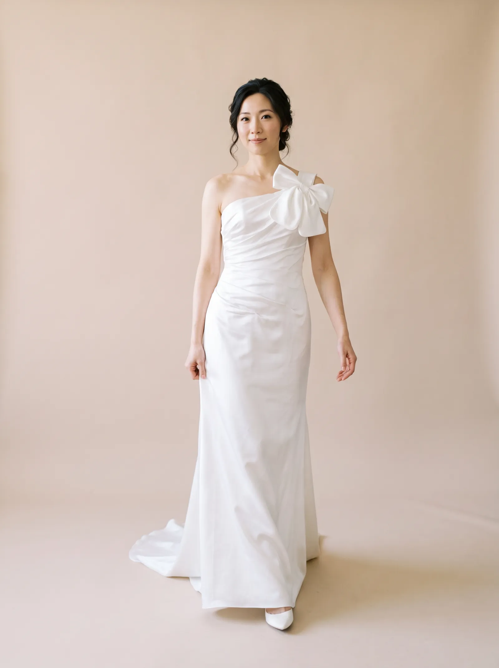 Audrey — Standard Catalog · Candid - three-quarter walk
