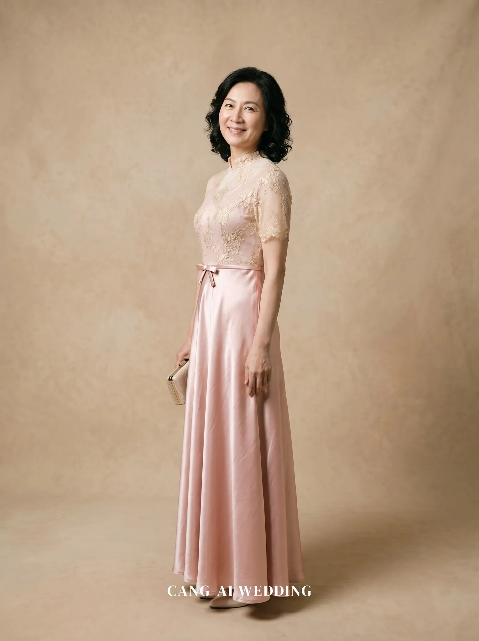 mother_gown_34 - Turning softly with a warm glance