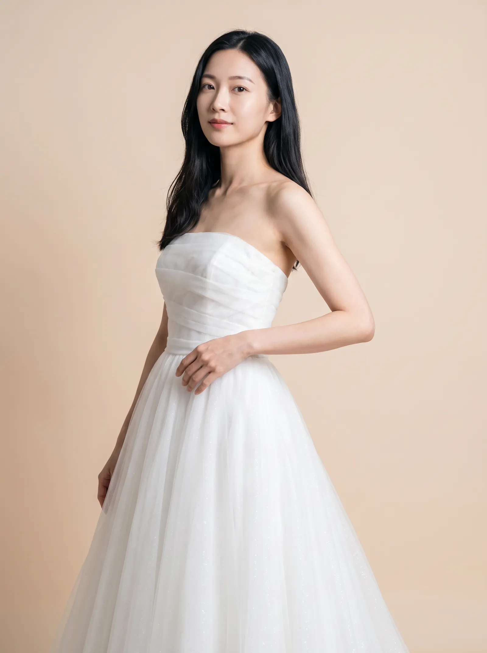 Elara — Standard Catalog · Three-quarter close - front, weight on one hip