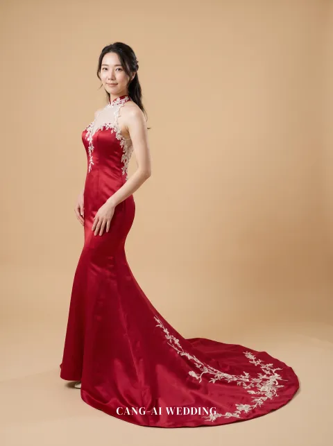 Mirabel red modern kua, front, full length